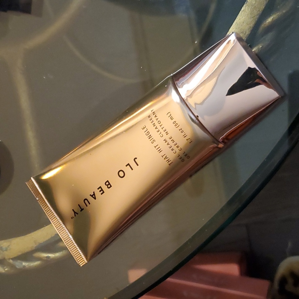 J.Lo Beauty "That Hit Single" Gel Cream Cleanser